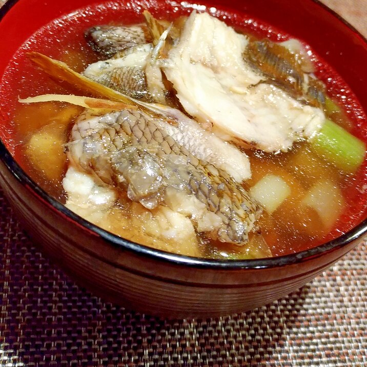 絶品☆鷹の羽鯛とごぼうのアラ汁